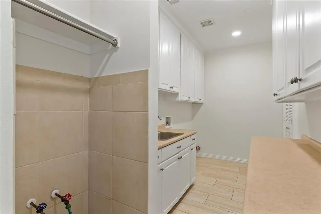 4415 Gloster Road, Dallas, Texas, United States. - Photo 23