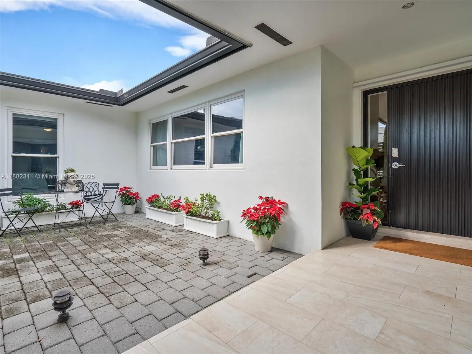 11407 N Bayshore Dr, North Miami, FL 33181, North Miami Beach, Florida, United States. - Photo 25