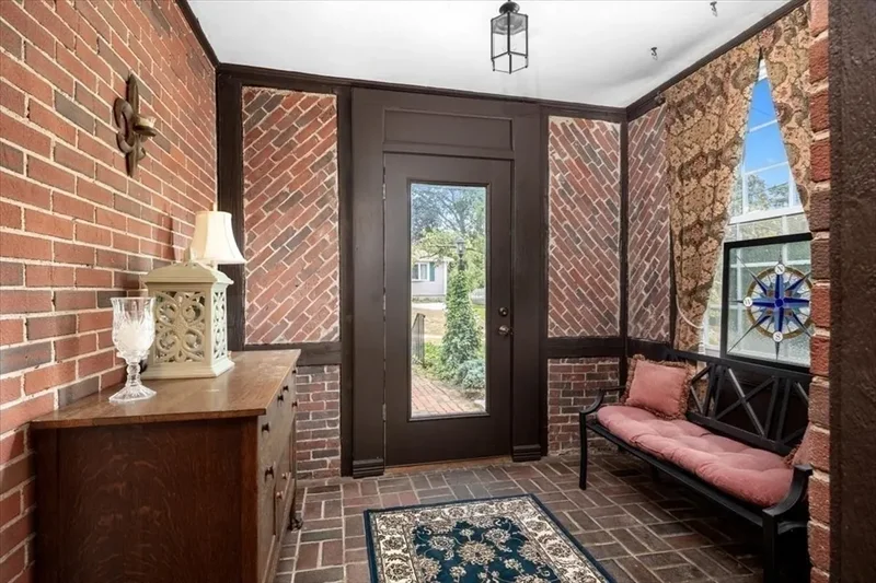 111 Shawmut St, Quincy, MA 02169, Quincy, Massachusetts, United States. - Photo 14