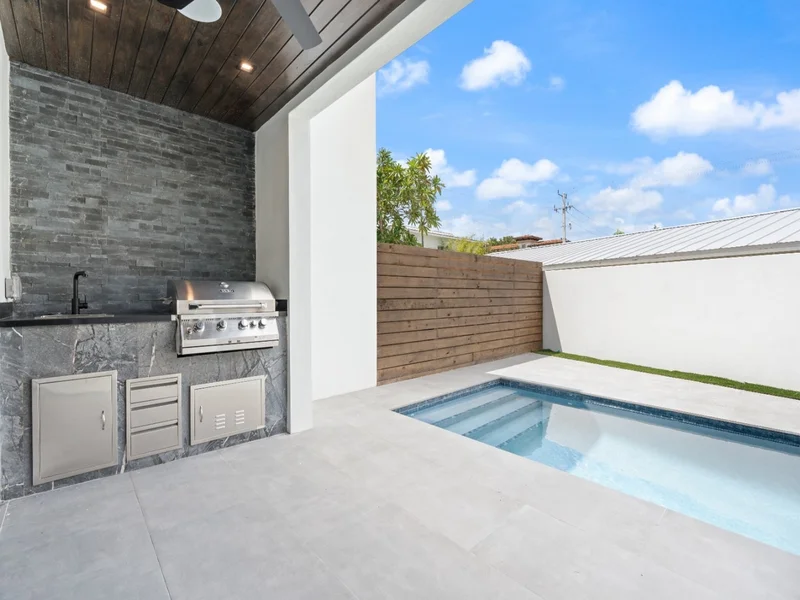 205 NE 17th Ave , Fort Lauderdale, FL 33301, Fort Lauderdale, Florida, United States. - Photo 5