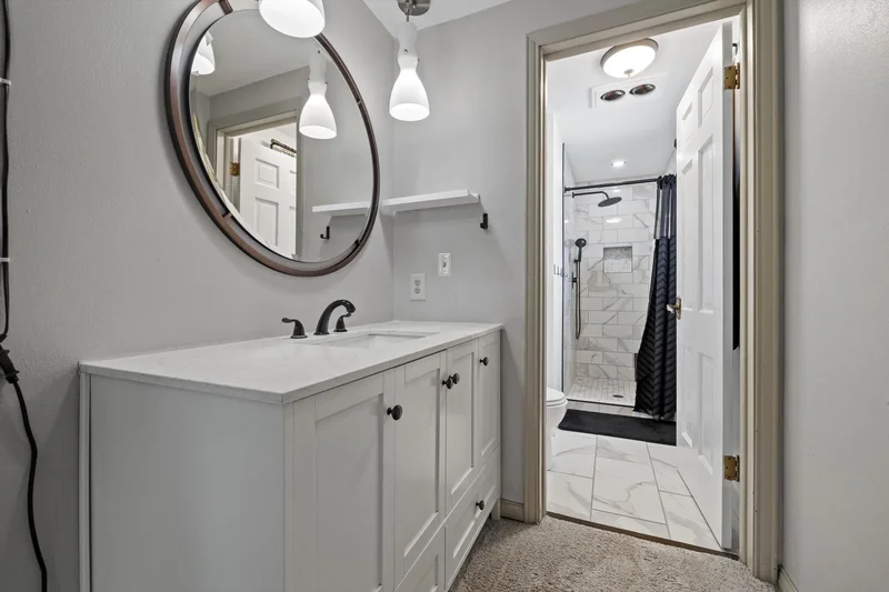 8100 W Imperial Dr, Franklin, WI 53132, Franklin, Wisconsin, United States. - Photo 14