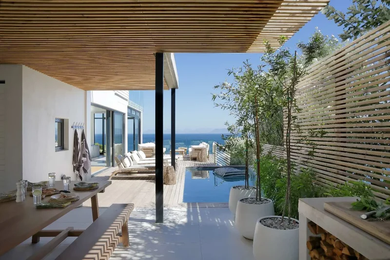 Sea Views and Star Quality