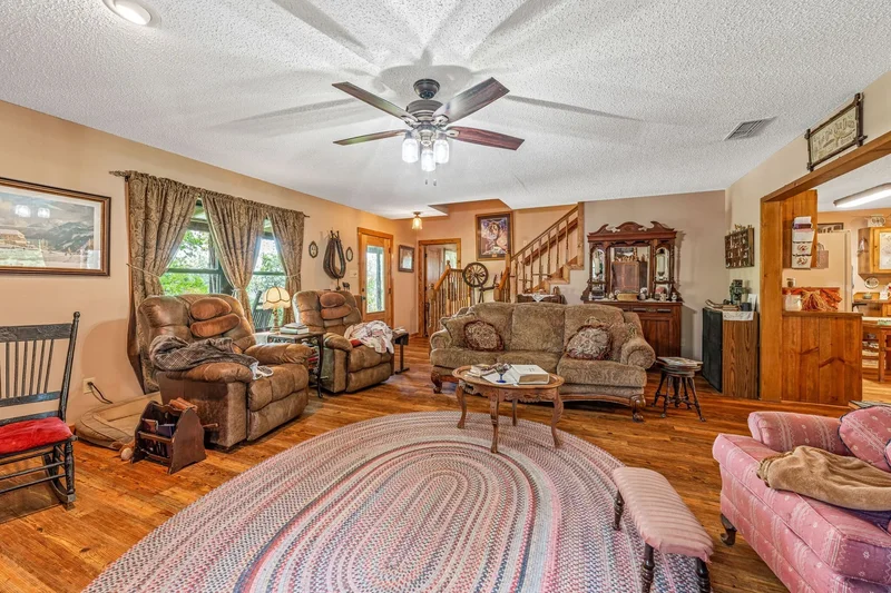 493 Private Road 1673, Stephenville, TX 76401, Stephenville, Texas, United States. - Photo 20