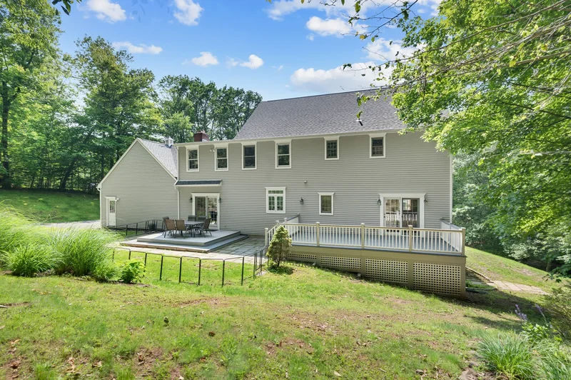 27 Regency Drive, North Haven, Connecticut, United States. - Photo 8