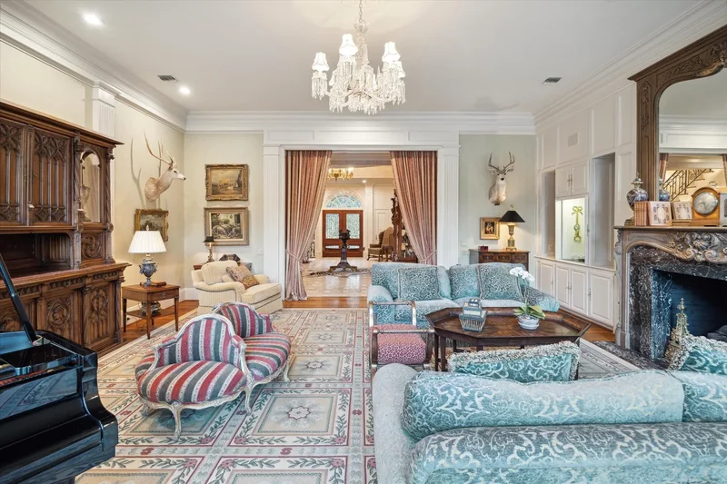 412 Timberwilde Lane, Hunters Creek Village, TX 77024, Hunters Creek Village, Texas, United States. - Photo 9