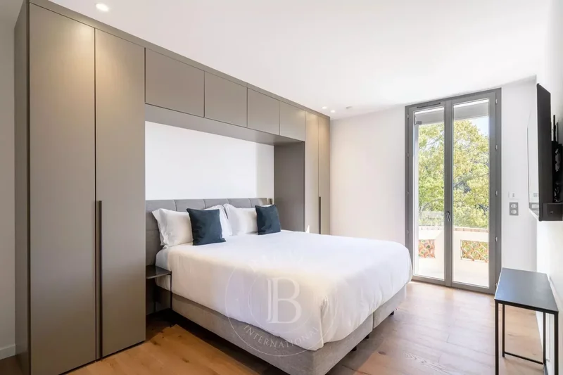 66 Avenue Jean de Noailles, Cannes, Provence-Alpes-Côte d'Azur, France. - Photo 13