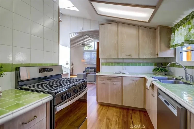 464 Agate Street A/B, Laguna Beach, California, United States. - Photo 35