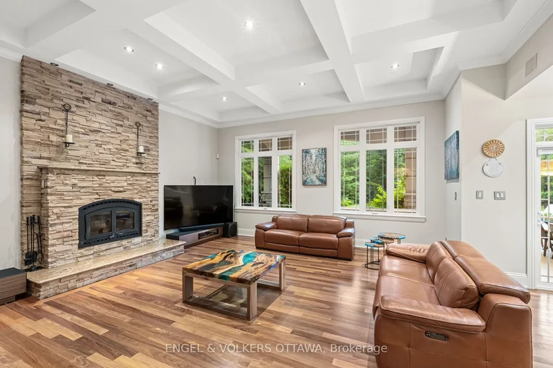 5800 Queenscourt Crescent, Ottawa, Ontario, Canada. - Photo 41