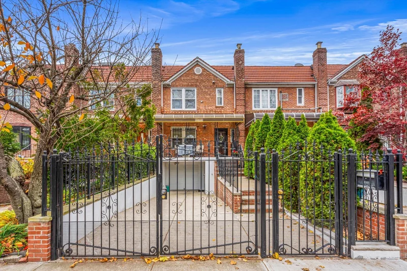 68-48 Juno Street , Forest Hills, NY 11375, New York, New York, United States. - Photo 12