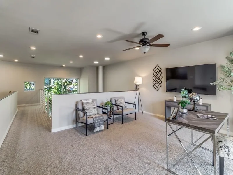 3352 Miro Place, Dallas, TX 75204, Dallas, Texas, United States. - Photo 27
