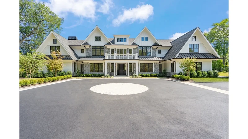 8 Dogwood Hill, Old Brookville, New York, United States. - Photo 27