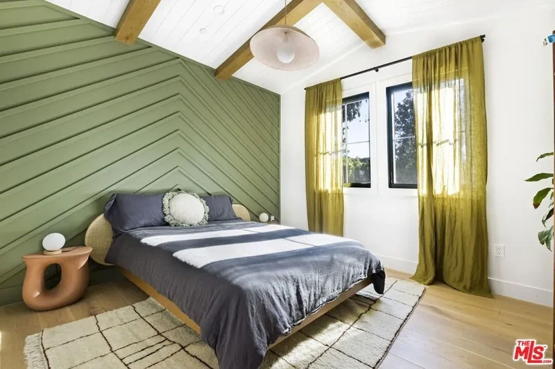 6310 Mirror Lake Drive, Los Angeles, California, United States. - Photo 21