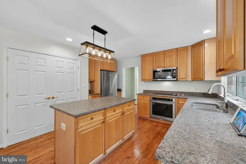 12841 DUSTY WILLOW RD ROAD, MANASSAS, VA 20112, Manassas, Virginia, United States. - Photo 32