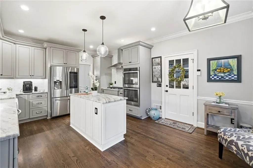 Gallery photo 3