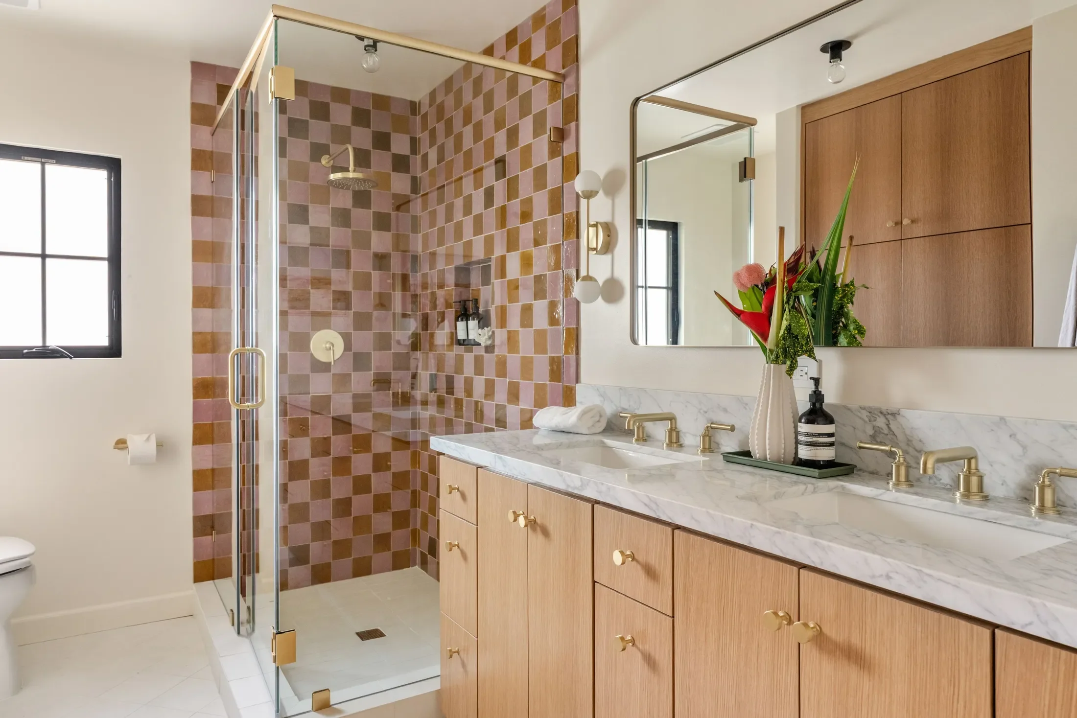 16828 Ivyside Place , Encino, CA 91436, Los Angeles, California, United States. - Photo 35