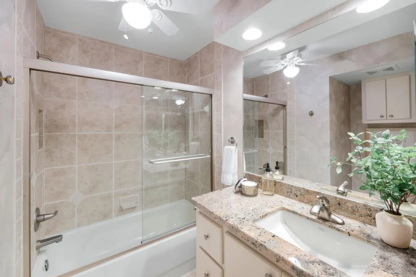 2777 West Gulf Drive, Sanibel, Florida, United States. - Photo 18