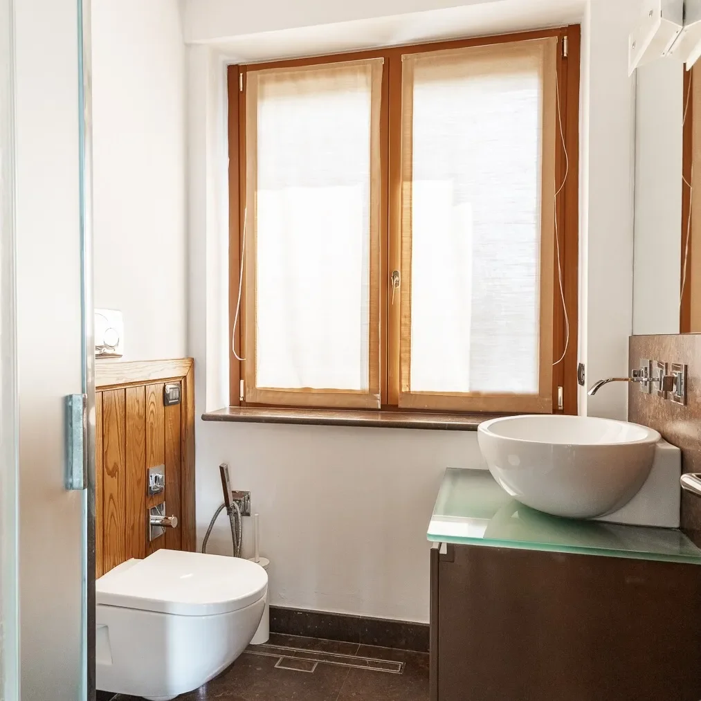 Via Giuseppe Frua, Lombardia, Milan, Lombardy, Italy. - Photo 12