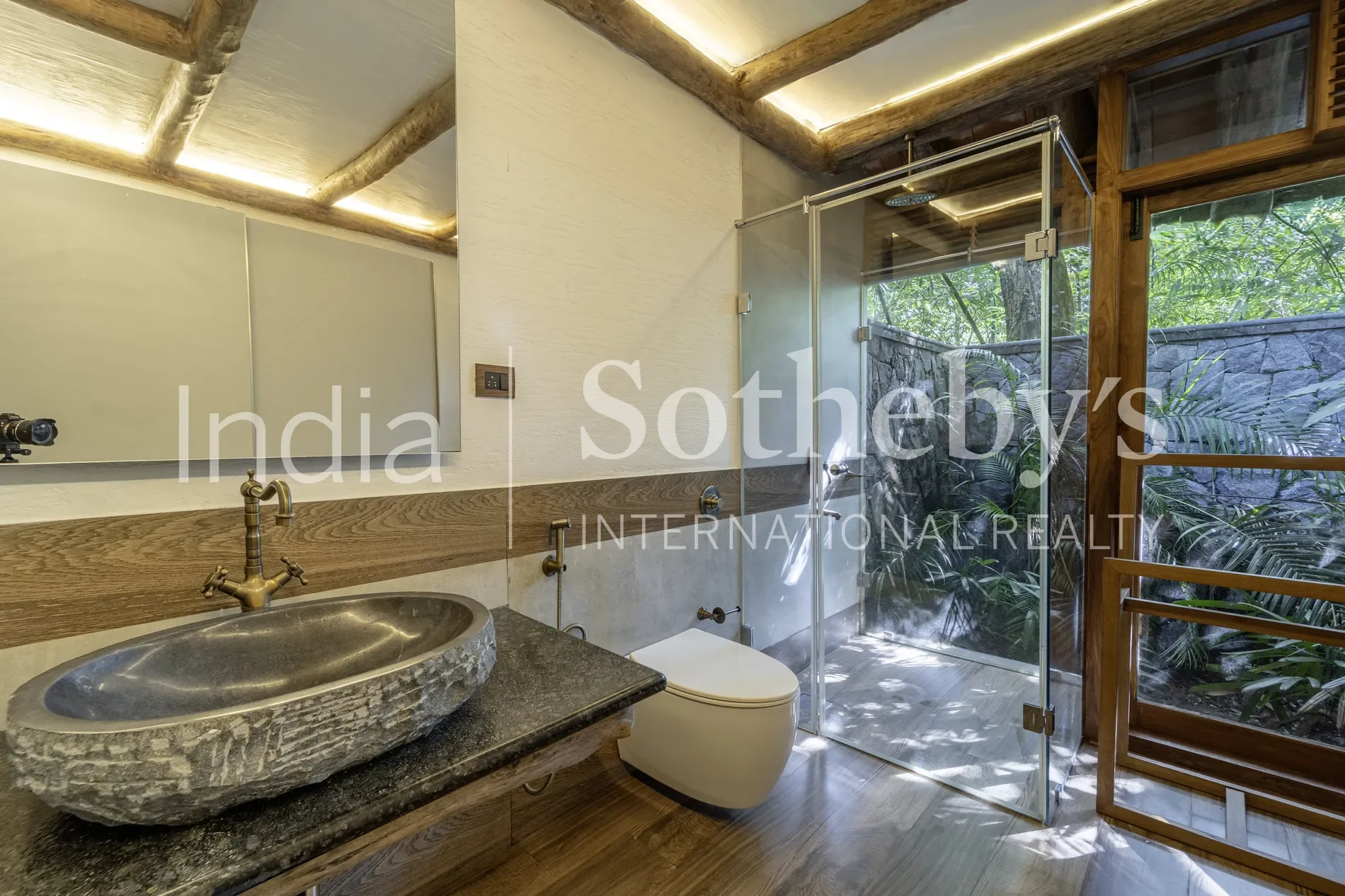 Gallery photo 4