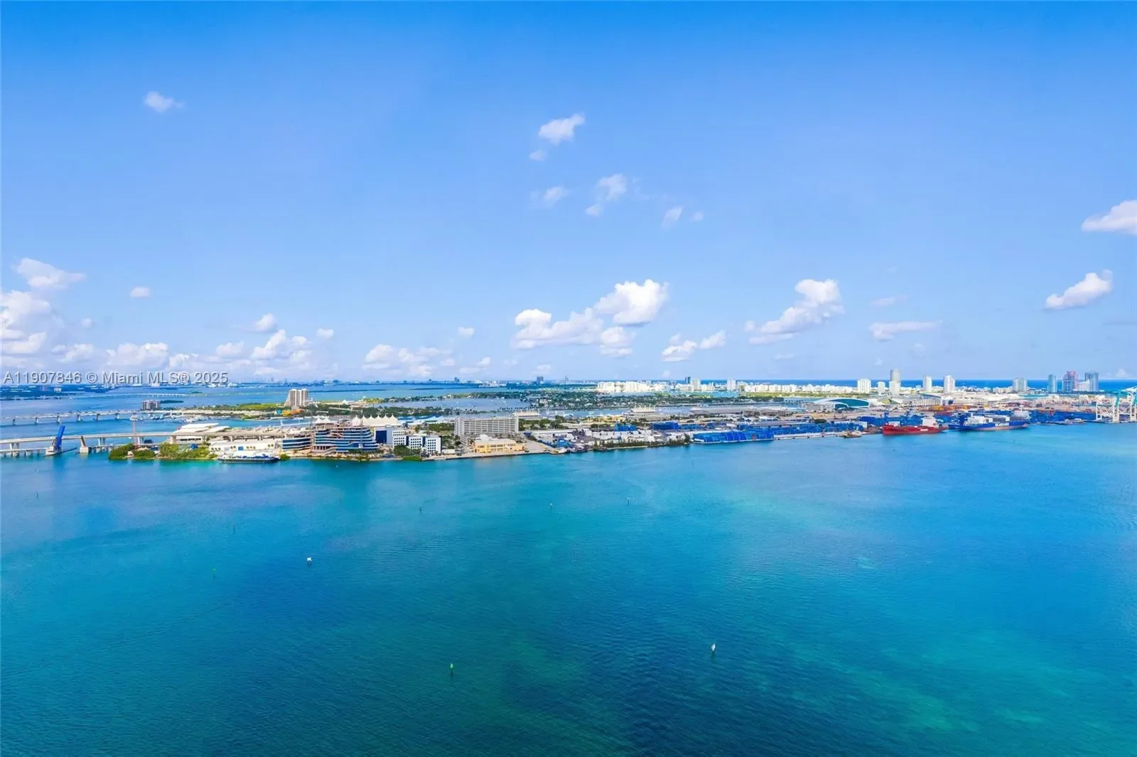 808 Brickell Key Dr 3901, Miami, Florida, United States. - Photo 50