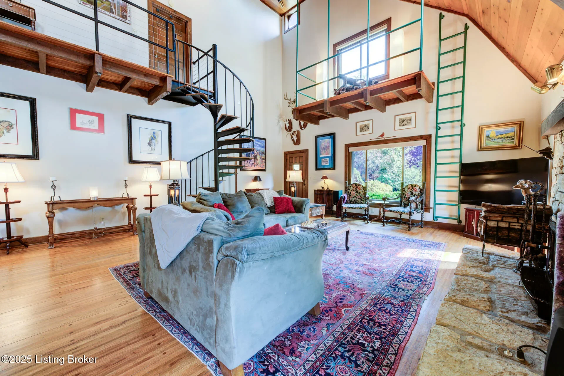 Gallery photo 10