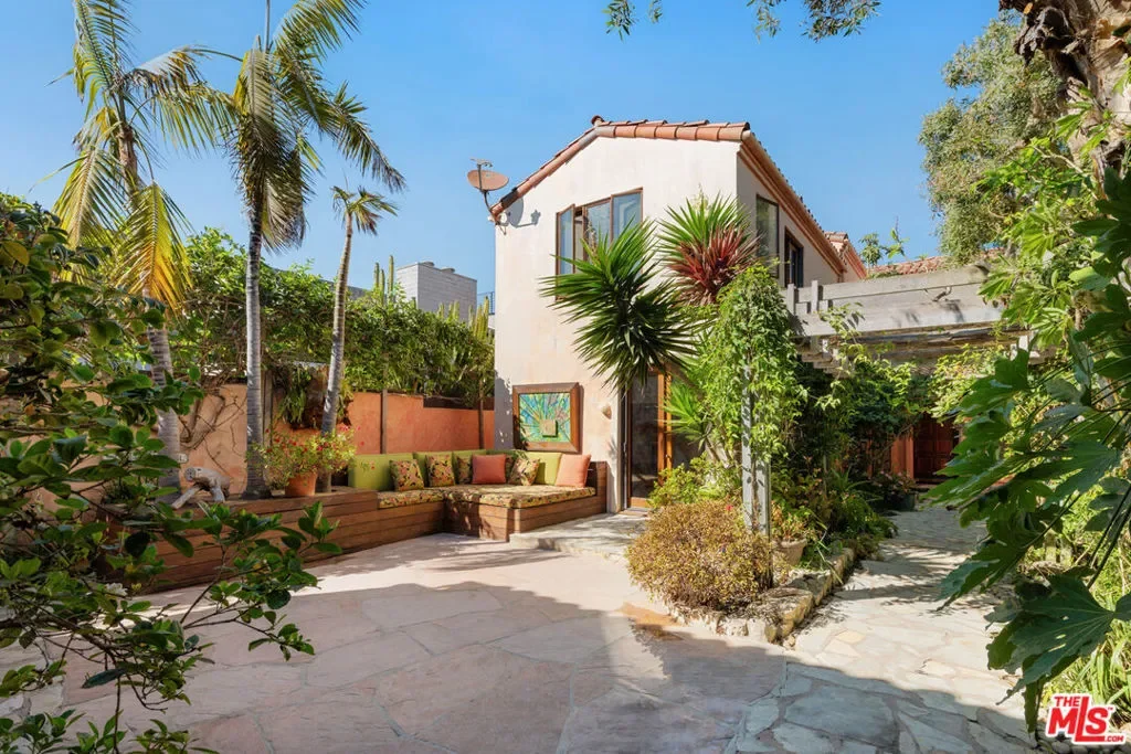 23351 Malibu Colony Road 108a, Malibu, California, United States. - Photo 25