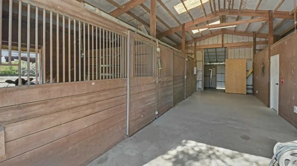 5167 Rock Hill Road, Cross Roads, Texas, United States. - Photo 4