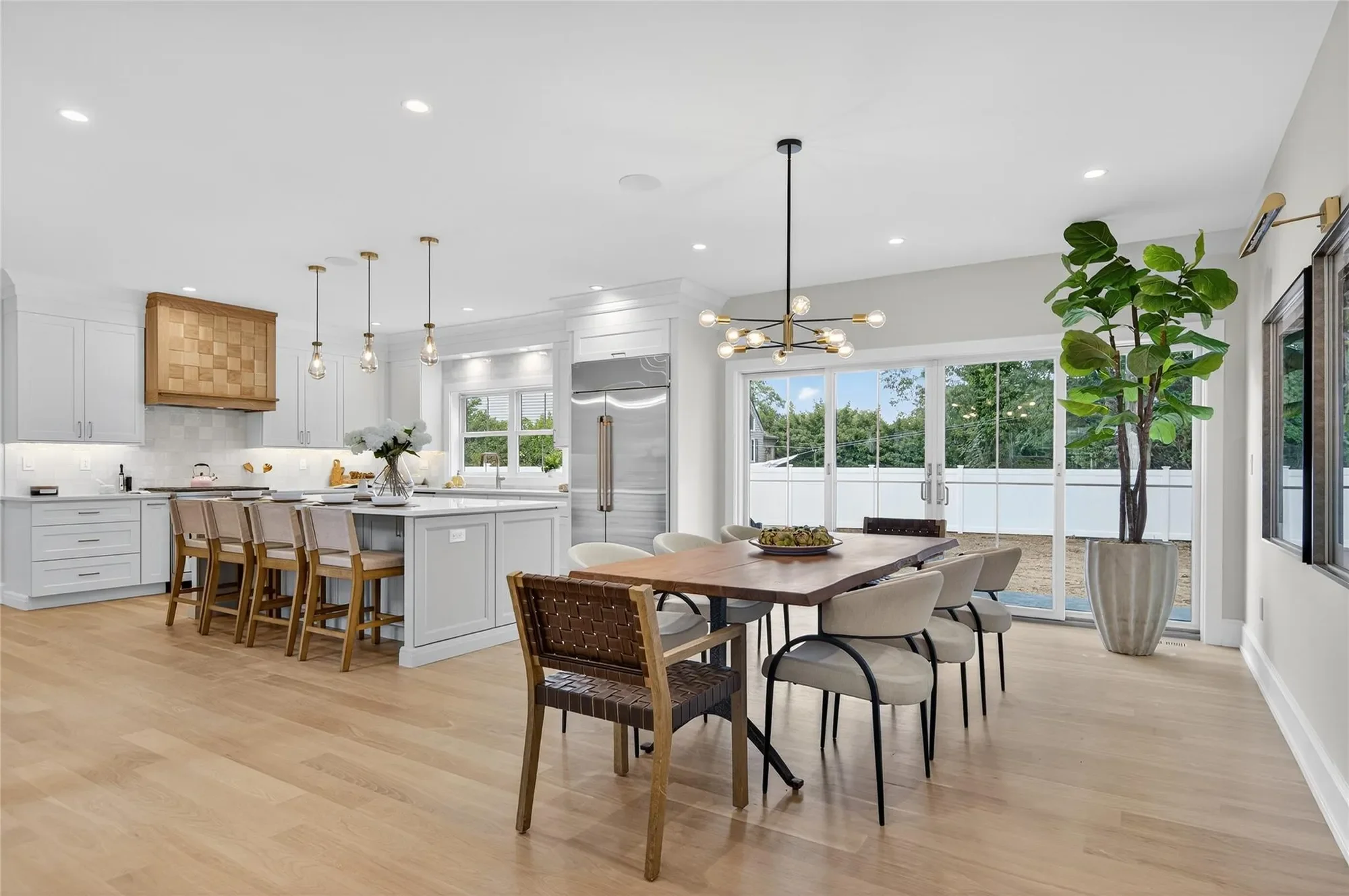 1585 Dewey Avenue , Bellmore, NY 11710, Bellmore, New York, United States. - Photo 13