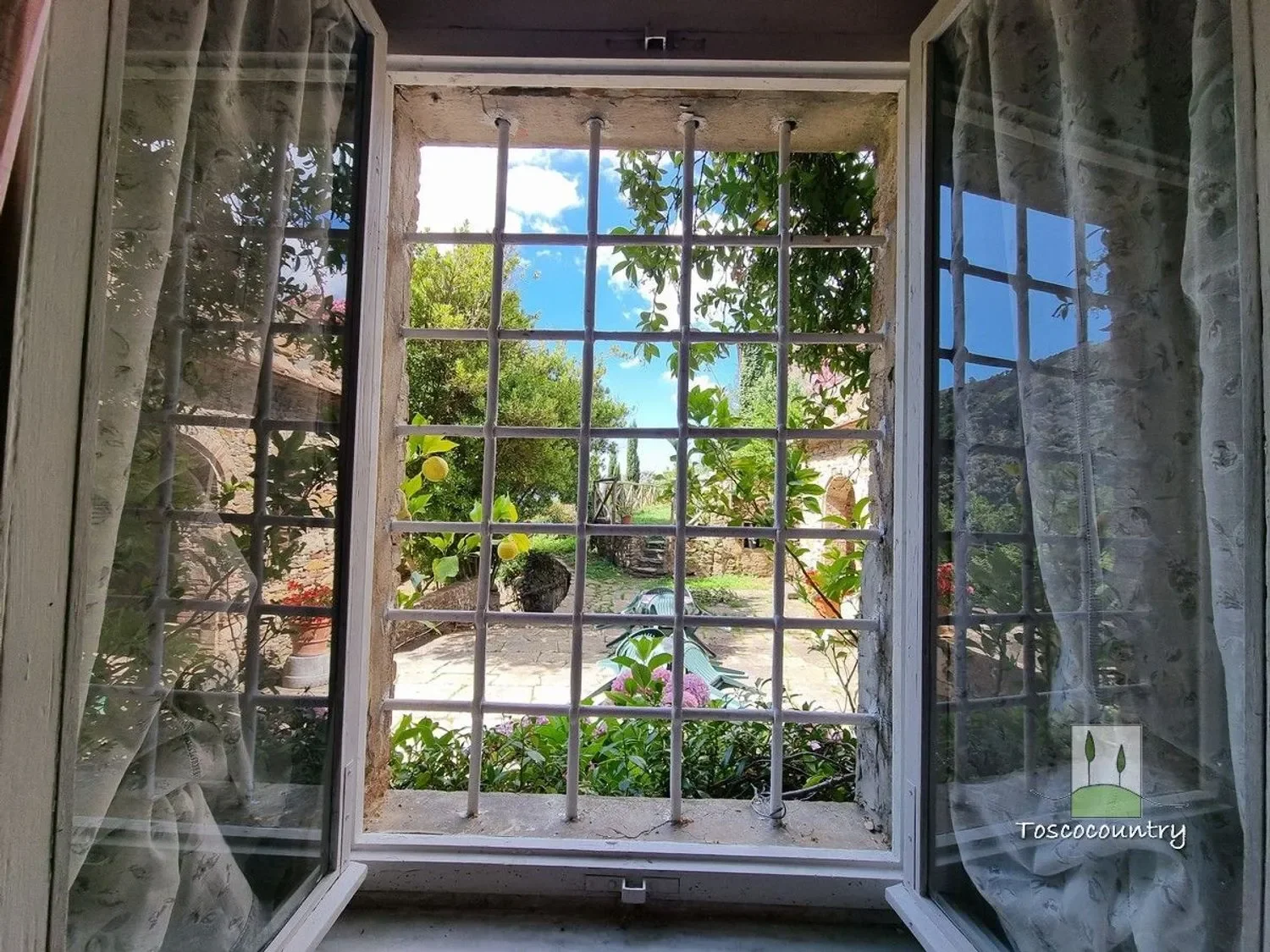 Property photo 11