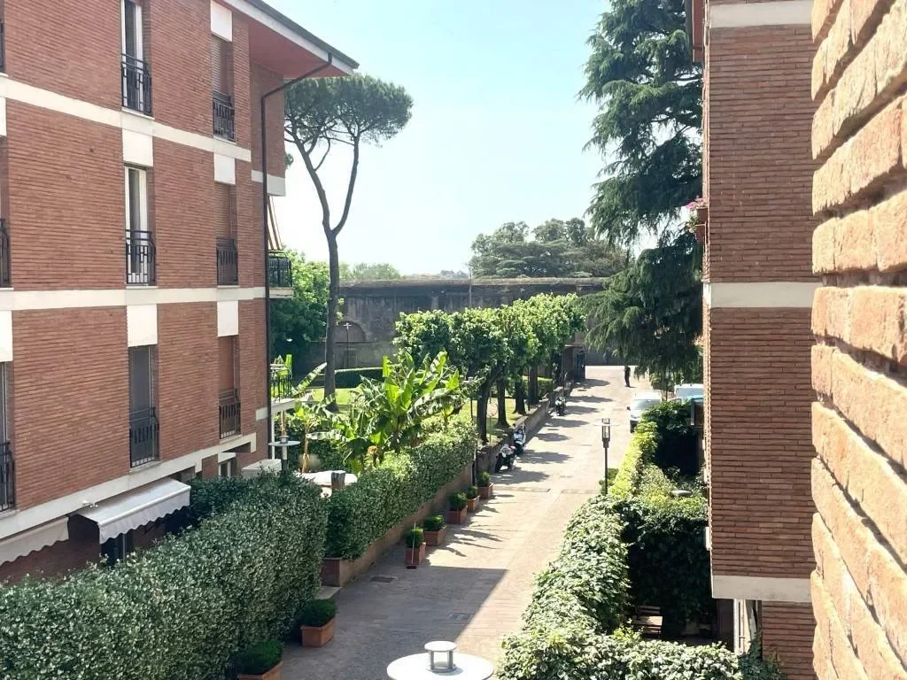 Via Aurelia Antica, 00165 Roma, Italia, Rome, Lazio, Italy. - Photo 4