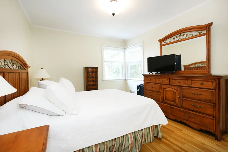 50-54 Deepdale Place , Little Neck, NY 11362, New York, New York, United States. - Photo 28