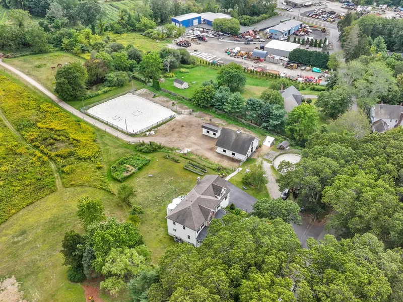 6 Wood St , Upton, MA 01568, Upton, Massachusetts, United States. - Photo 88