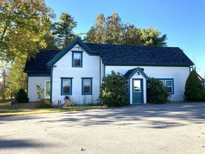 122 Cross Road, Hancock, ME 04640, Hancock, Maine, United States. - Photo 19