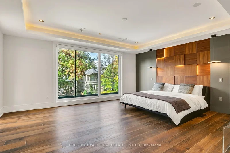 514 Douglas Avenue, Toronto, Ontario, Canada. - Photo 3