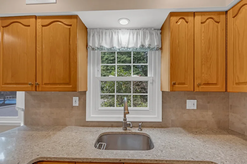 15 Goldsmith Drive, Holmdel, NJ 07753, Holmdel, New Jersey, United States. - Photo 22