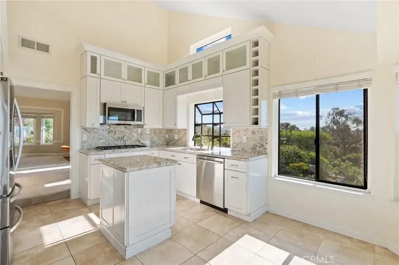 2880 Calle Guadalajara, San Clemente, California, United States. - Photo 15