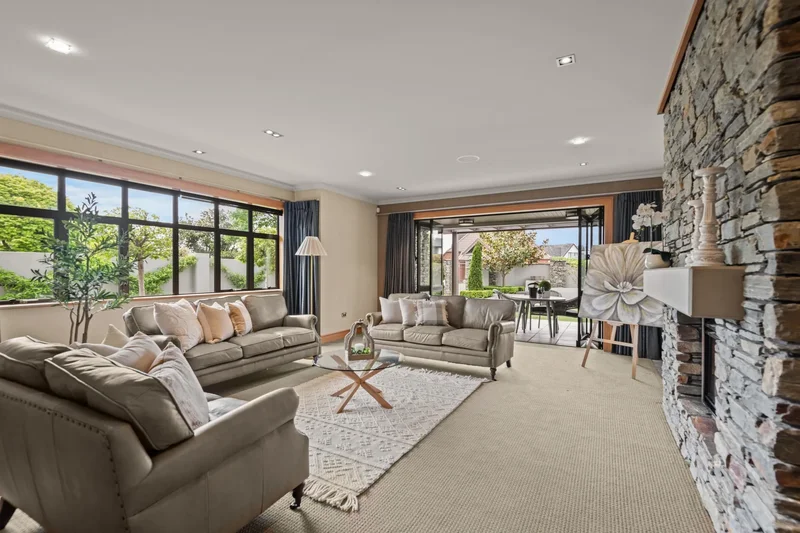 54 Ihaka Street, Hokowhitu, Palmerston North, NEW ZEALAND, Palmerston North, Manawatu-Wanganui, New Zealand. - Photo 2