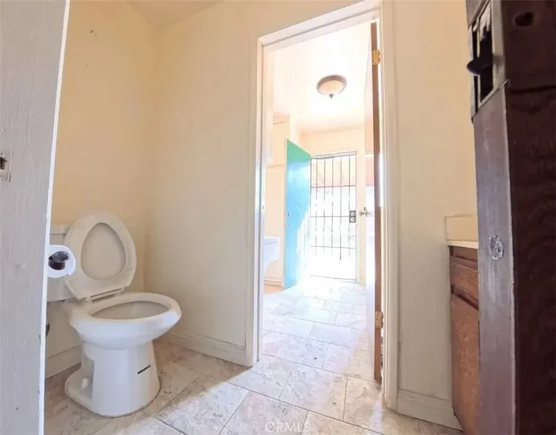 11455 Pigeon Pass, Moreno Valley, California, United States. - Photo 20