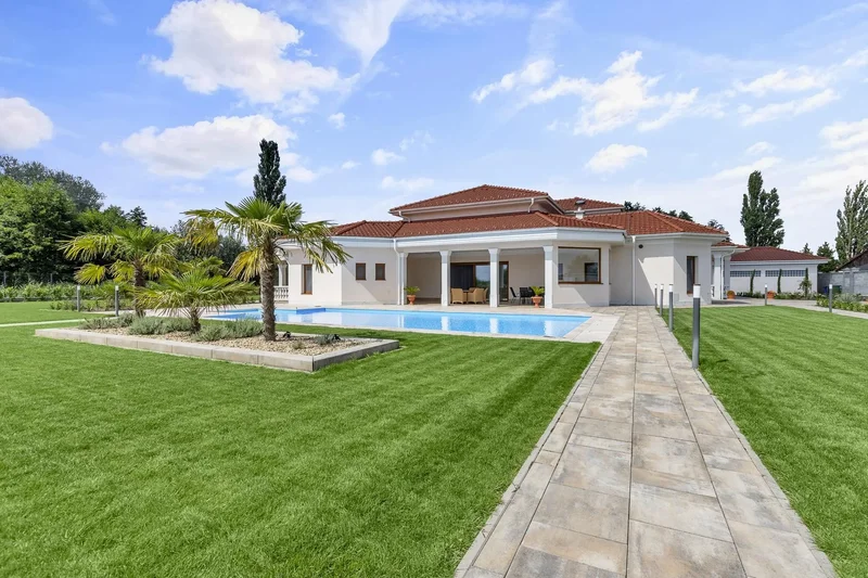 Family House With Expansive Land, Malacky – Malé Leváre, Id: 0402