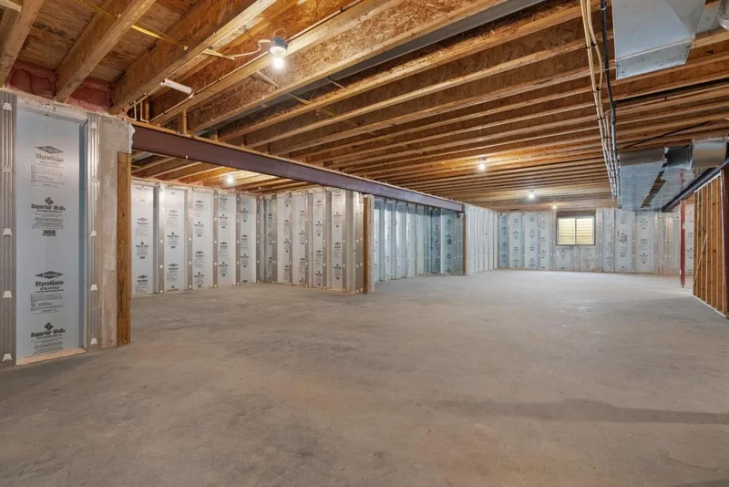 908 Yorktown Road, Sun Prairie, Wisconsin, United States. - Photo 36