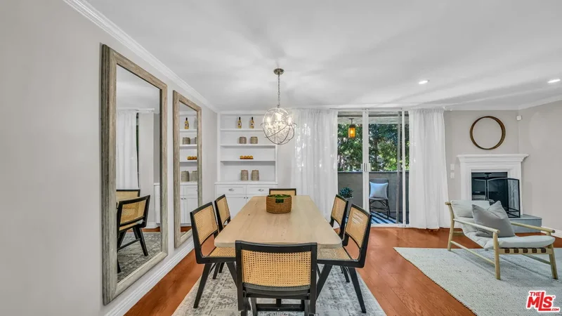 1130 9th St, Santa Monica, California, United States. - Photo 7