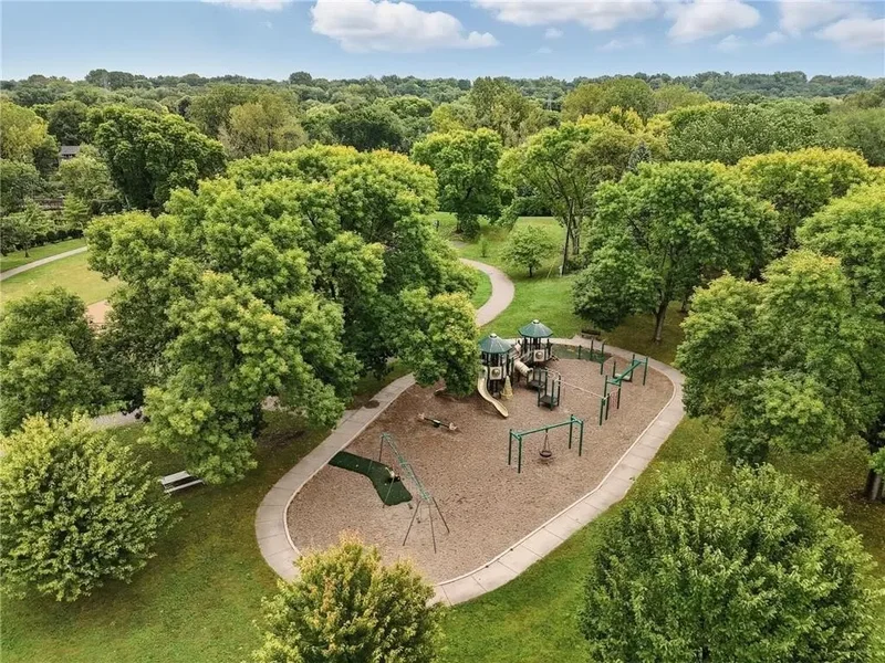 5512 Hillside Court, Edina, MN, 55439, USA, Minneapolis, Minnesota, United States. - Photo 94