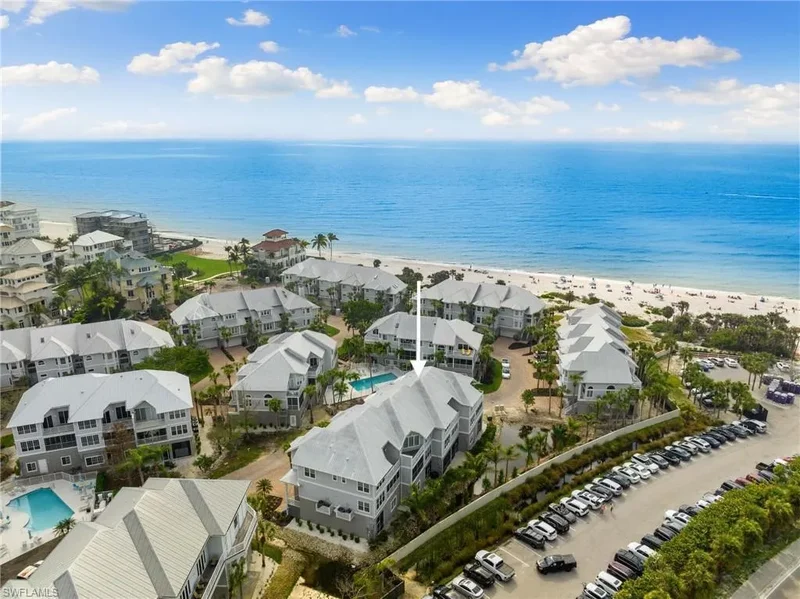 121 Barefoot CIR #16, Bonita Springs, Florida, United States. - Photo 35