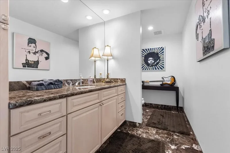360 E Desert Inn Road 1903, Las Vegas, Nevada, United States. - Photo 36