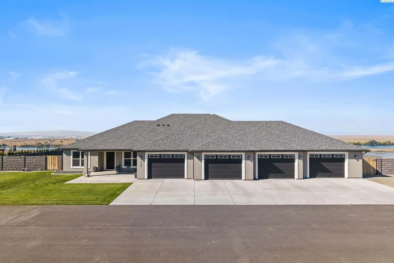 113 Columbia Bluff Lane, Pasco, WA 99301, Pasco, Washington, United States. - Photo 31