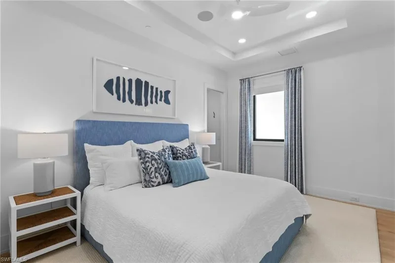 82 9th ST S, #301, Naples, FL, 34102, USA, Naples, Florida, United States. - Photo 17