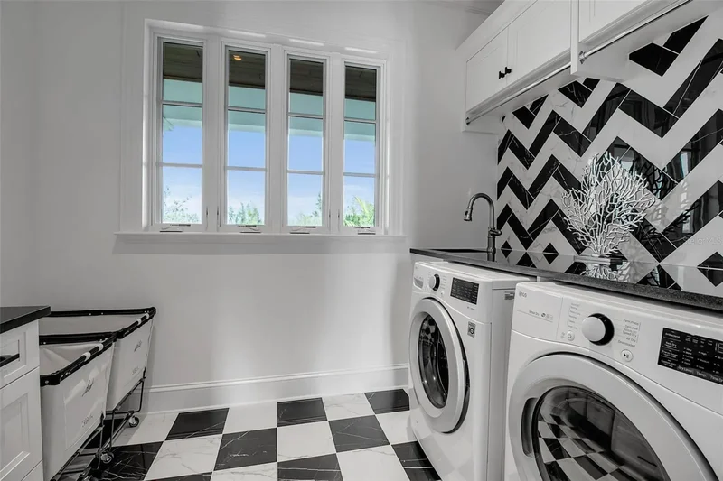 7366 POINT OF ROCKS ROAD, Siesta Key, Florida, United States. - Photo 56