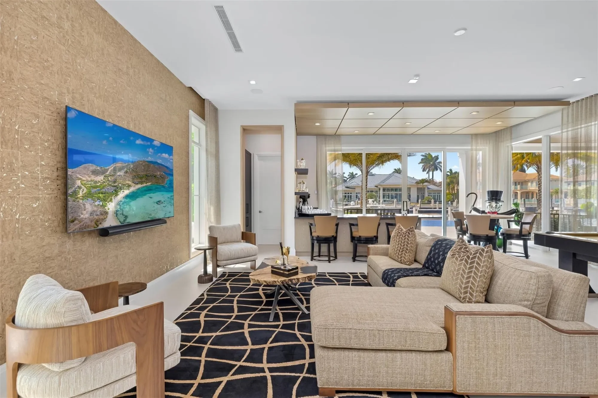 2520 Del Lago Dr, Fort Lauderdale, Florida, United States. - Photo 14