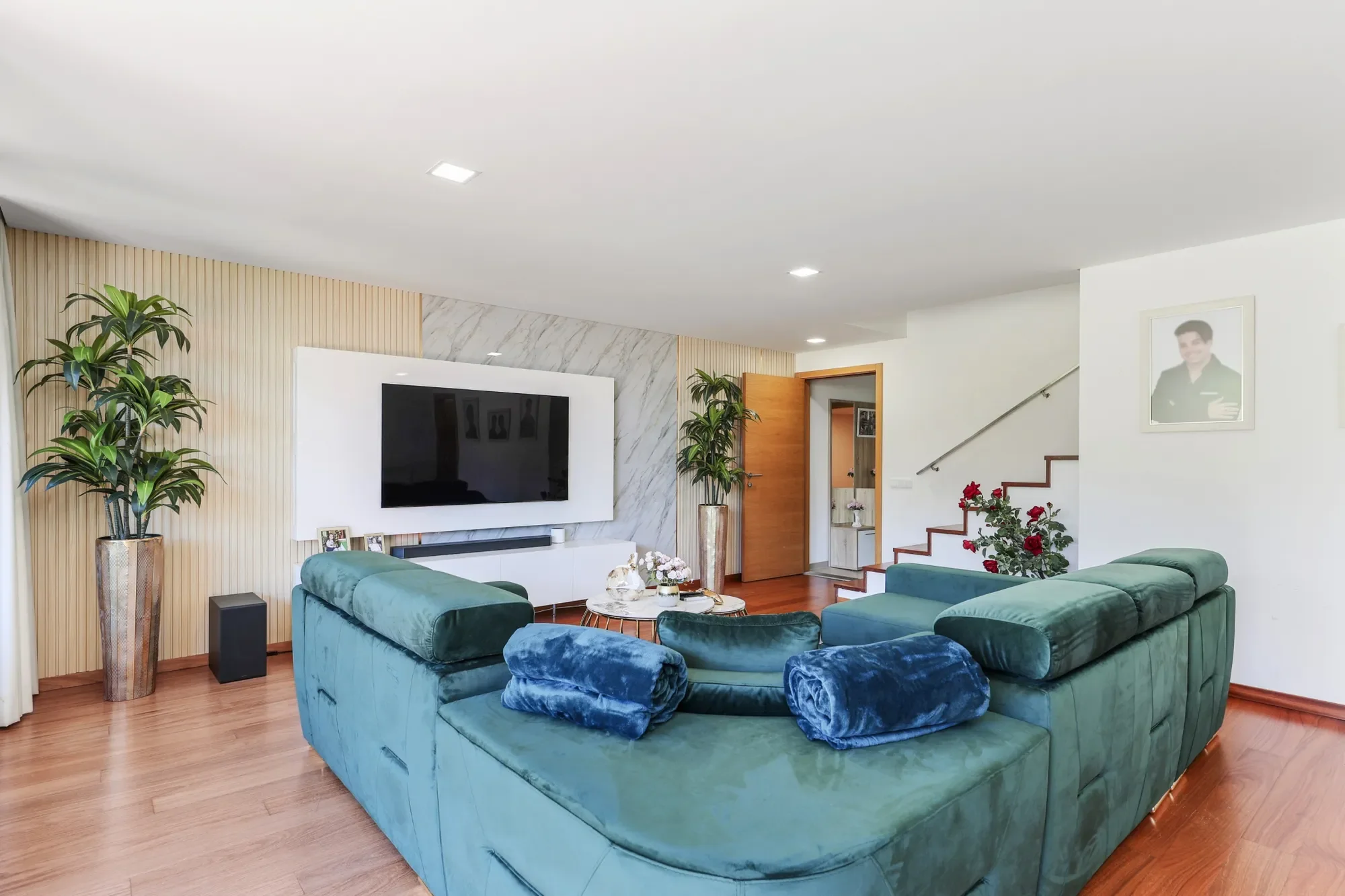Gallery photo 10