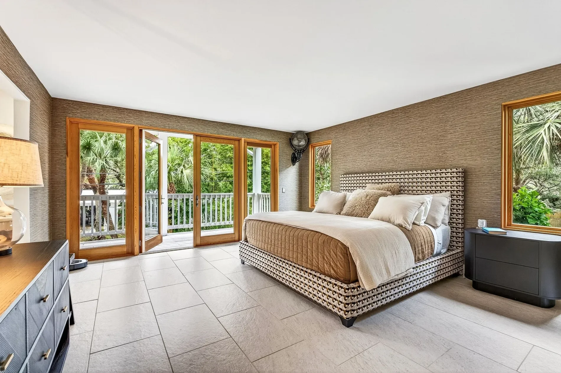 9415 Periwinkle Drive , Vero Beach, FL 32963, Vero Beach, Florida, United States. - Photo 13