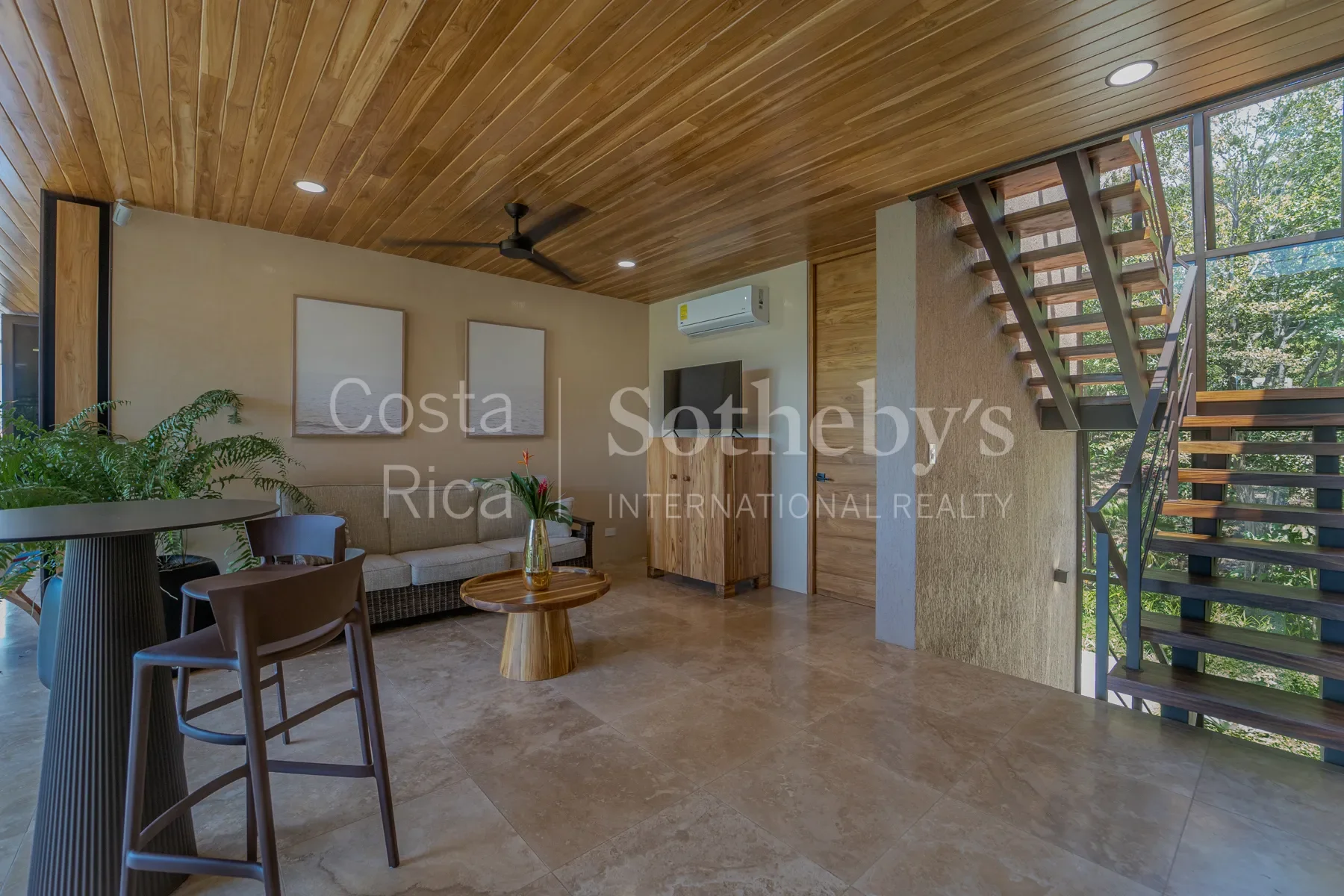 Gallery photo 4